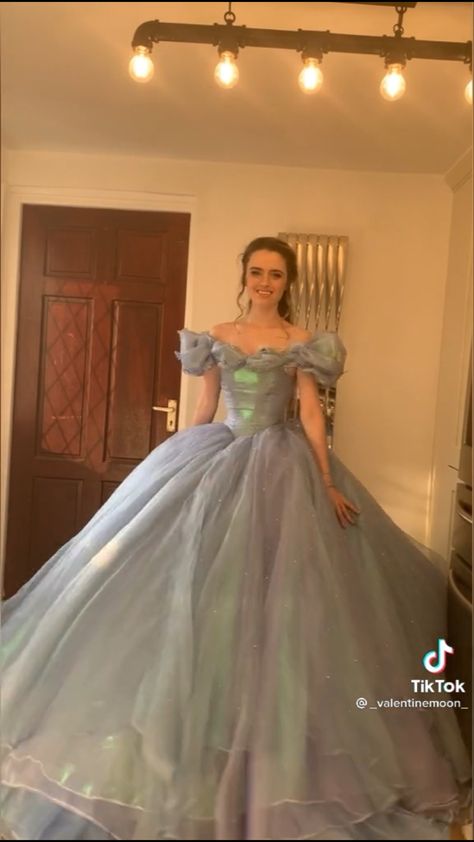 Cindrella Frock Design, Repunzel Dress, Cinderella Dress Prom, Aesthetic Ball Gowns, Cinderella Ball Gown, Debut Gowns, Poofy Dress, Desi Wedding Dresses, Gowns Dresses Elegant