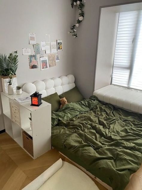 Small Room Makeover, Bedroom Ideas For Small Rooms Cozy, Small Room Decor, Bedroom Setup, Bedroom Decor Inspiration, Room Redesign, Pinterest Room Decor, Small Room Design, Cozy Room Decor