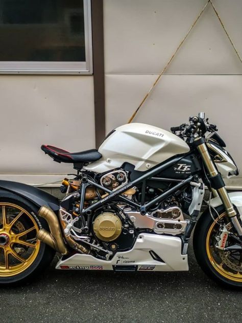 Ducati Monster - Diavel - XDiavel Custom Performance Ducati Monster Scrambler, Ducati X Diavel S, Ducati Diavel Custom, Ducati Monster Cafe Racer, Ducati Scrambler Custom, Ducati 888, Ducati Bike, Ducati Xdiavel, Custom Ducati