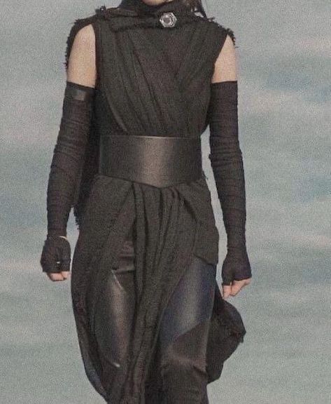 Nomu Mha, Star Wars Inspired Outfits, Jedi Outfit, Grey Jedi, Warrior Outfit, Star Wars Fashion, Star Wars Outfits, Star Wars Inspired, X Reader