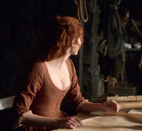 Demelza Poldark Aesthetic, Catelyn Tully Aesthetic, Eleanor Tomlinson Poldark, Merida Aesthetic, Poldark Aesthetic, Regency Aesthetic, Demelza Poldark, Honey Crisp, Outlander Characters