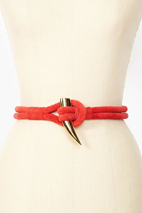 Diy Belts, Diy Leather Bracelet, Diy Jewelry Unique, Accesories Jewelry, Easy Diy Jewelry, Gold Belts, Red Belt, Suede Belt, Fashion Belts