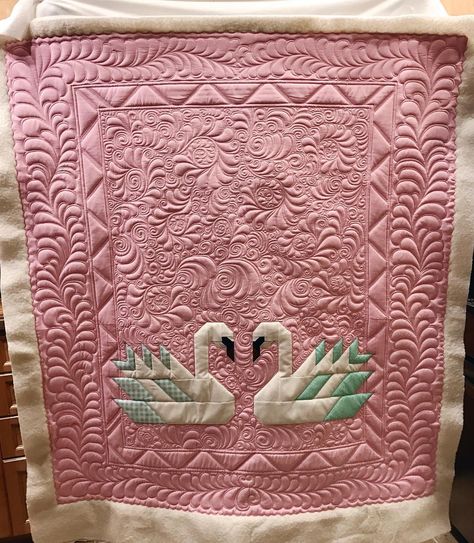 Finished quilting this super cute #swanislandquilt with all of the #feathers 😍😍 Now it’s #timetobind and I can officially check one more… Swan Quilt, Quilt Landscape, Wholecloth Quilts, Elizabeth Hartman Quilts, Quilting Stitches, Quilts Patchwork, Free Motion Designs, Elizabeth Hartman, Hand Stitches