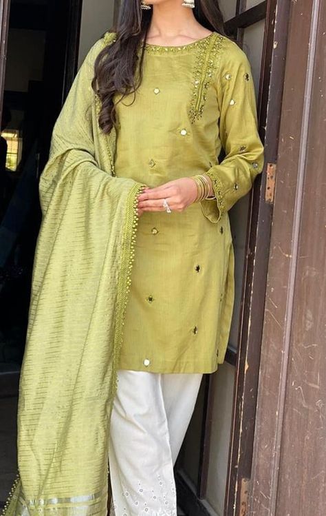 Beautiful mirror work kurta with white trouser best for Eid Mirror Work Kurta Designs Women, Mirror Work Kurti Design, Trendy Mirror, Mirror Work Kurta, Soft Embroidery, Summer Dress Outfits Casual, Mirror Work Kurti, Desi Fits, Medical Photography