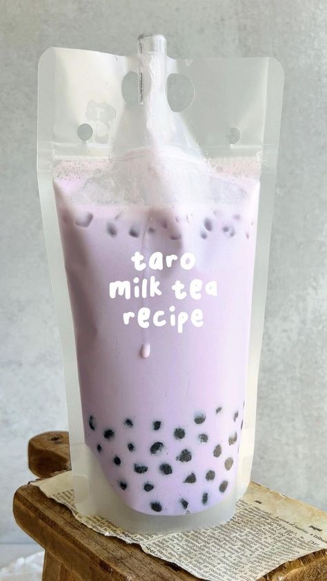 Taro Milk Tea Recipe, Taro Powder, Milk Tea Recipe, Taro Milk Tea, Boba Tea Recipe, Bubble Tea Recipe, Milk Tea Recipes, Tea At Home, Bubble Tea Boba