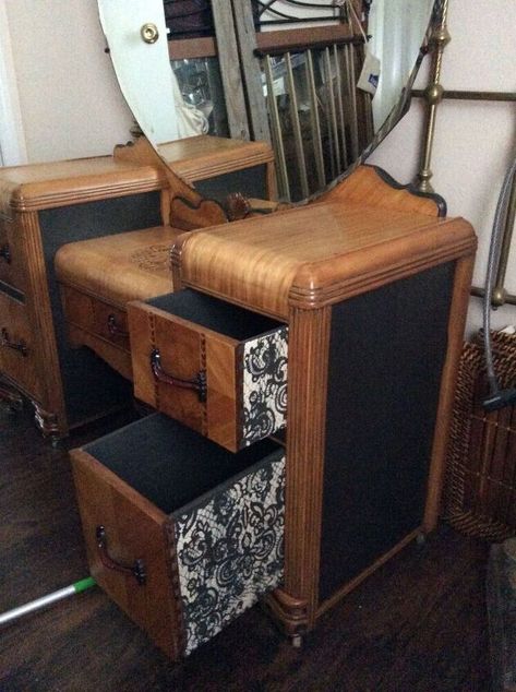 Anquites Furniture, Refurbished Waterfall Vanity, Redone Vanity Ideas, Restored Vanity Ideas, Refinished Vintage Vanity, Diy Old Vanity Makeover, Upcycled Makeup Vanity, Refurbished Vintage Vanity, Repurposed Vanity Ideas