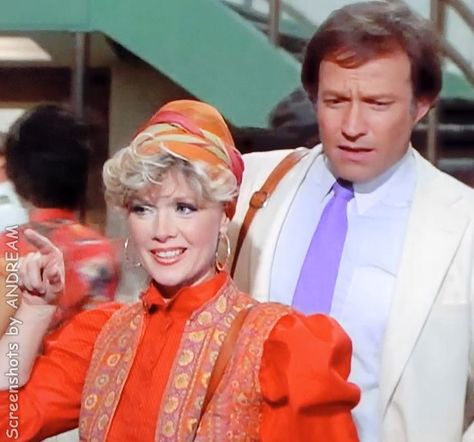 Connie Stevens and Charles Siebert....'Same Wavelength' THE LOVE BOAT (1982) S6, E3 The Love Boat, Connie Stevens, Love Boat, She Movie, Oldies But Goodies, Hollywood, Actresses