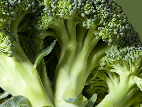 Discover some of the healthiest vegetables to eat, according to registered dietitians and other nutrition professionals. Nutritious vegetables to stock up on include broccoli, beans, Brussels sprouts, and more. Healthiest Vegetables, High Protein Vegetables, Roasted Broccoli Recipe, Broccoli Slaw, Green Veggies, Healthy Salad Dressing, Colorful Vegetables, Broccoli Recipes, All Vegetables