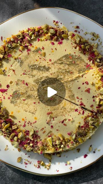 Anita Katyal | Healthy Recipes on Instagram: "Kesar sandesh cake You can make this cake one day before your party and it will be hit for sure Ingredients Let’s start making fresh Chenna 4 cup milk 2.5 tbsb vinegar mixed with some water Boil the milk and add vinegar plus water combo . It will curdle and strain this and wash with cold water to remove vinegar smell For cake Blend the chenna ,1/4 cup powdered sugar ,1/4 tsp cardamom powder , a pinch of saffron mixed in 1 tbsb milk ,3 tbsb milk powder , 2 tbsb milk . You can also add yellow color for beautiful yellow color but I haven’t used any . Grease and cake tin , I have used 7 inch cheesecake pan . Pour the mixture into cake pan . Cover it with foil or silicon cover . Steam it for 20-25 min . Let it cool and keep it in refrige Milk Cake Decoration, Refrigerator Cover, Cheesecake Pan, Water Boiling, Diwali Food, Milk Cake, Paneer Recipes, Cardamom Powder, Milk Powder