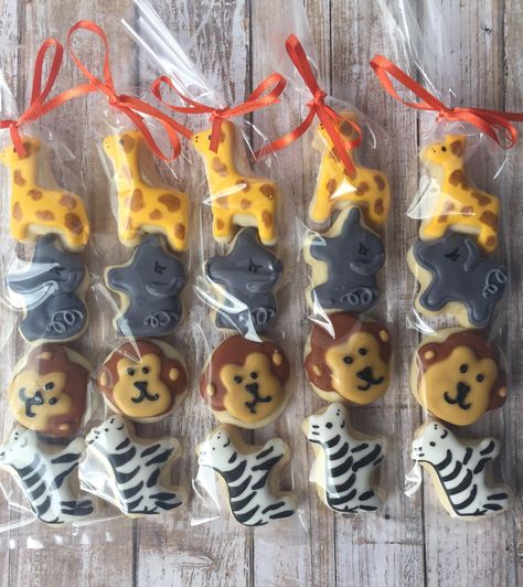 "Looking for an adorable accent for a animal/zoo party? This adorable zoo and safari cookies are perfect  for an upcoming baby shower or birthday party favor. These cookies are approximately 1\" (quarter size) and are decorated with royal icing. This order is for 1 bag of assorted mini  zoo and safari animal sugar cookies (elephant, giraffe, zebra, & monkey) Please include your event date in the notes section during checkout Each cookie is baked fresh to order and are usually shipped out 2-4 bus Safari Baby Shower Favors, Zoo Baby Shower, Birthday Sugar Cookies, Safari Baby Shower Boy, Safari Cookies, Zoo Birthday Party, Baby Shower Safari Theme, Zoo Birthday, Zoo Party