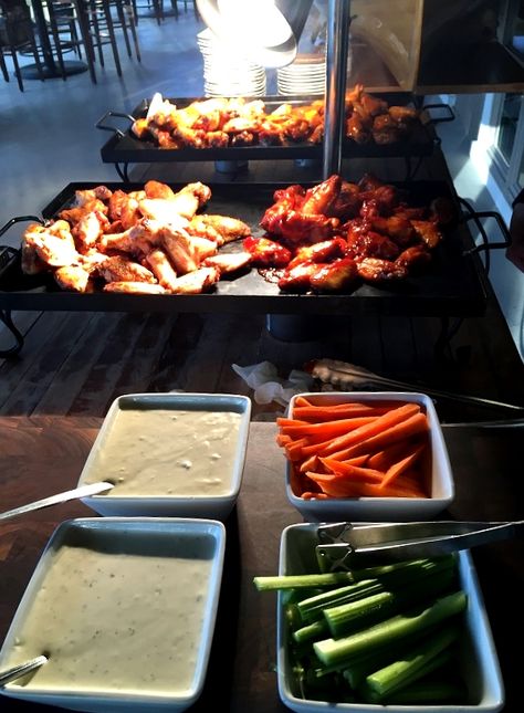 Chicken Wing Station Chicken Wing Station Wedding, Garage Party Food Ideas, Wing Party Bar, Wing Bar Ideas, Chicken Wing Bar Wedding, Chicken Wings Wedding, Wing Bar Wedding, Chicken Wing Bar Party Ideas, Wing Meal Ideas