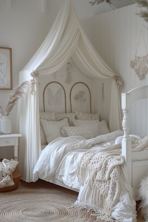 White Canopy Bed Teen Room, Floral Canopy Bed, Girls Bed With Canopy, Elegant Girls Room, Girls Bedroom Canopy, Elegant Girls Bedroom, White Canopy Bed, Bed With Canopy, Canopy Over Bed