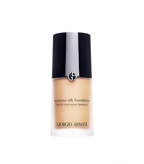 Georgia Armani, Armani Foundation, Giorgio Armani Luminous Silk Foundation, Armani Luminous Silk Foundation, Best Foundation For Dry Skin, Make Up Face, Armani Luminous Silk, Giorgio Armani Luminous Silk, Oval Makeup Brush