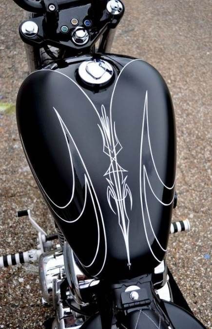 Custom Motorcycle Paint Jobs, Motorcycle Paint, Bike Tank, Motorcycle Custom, Custom Paint Motorcycle, Tank Art, Pinstripe Art, Motorcycle Paint Jobs, Custom Cars Paint