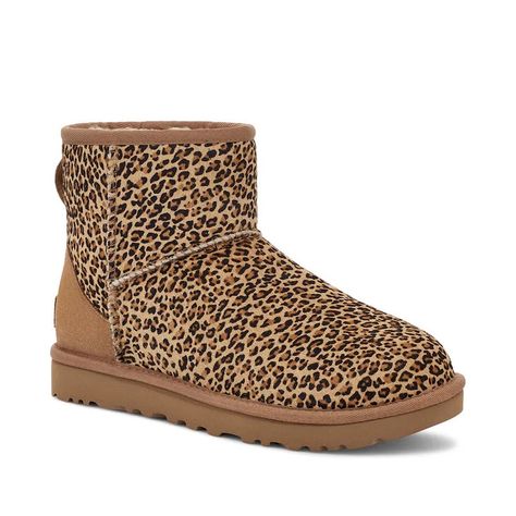 Color Chestnut Leopard Print Classic Mini Speckles Boot These Classic Boot Was Originally Worn By Surfers To Keep Warm After Early-Morning Sessions And Has Since Become Iconic For Its Soft Sheepskin And Enduring Design. Incorporating A Durable, Ultra-Lightweight Sole To Increase Cushioning And Traction, These Versatile Boots Pair Well With Practically Anything - Try Loose Boyfriend Jeans And A Velvet Top. * Cow Hair Upper * Uggplush 60% Upcycled Wool, 40% Lyocell Vamp Lining * Uggplush 60% Upcyc Ugg Classic Mini Ii, Leopard Boots, Ugg Classic Mini, Slip On Boots, Ugg Classic, Classic Boots, Classic Mini, Calf Hair, Suede Heels