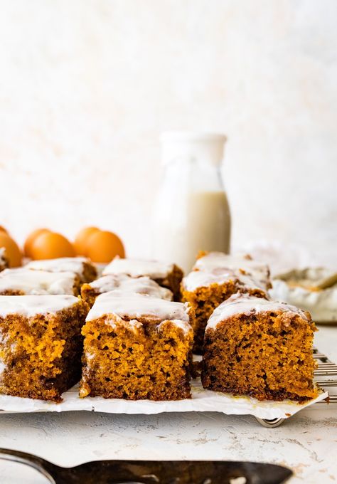 Cinnamon Swirl Pumpkin Cake - Two Peas & Their Pod Pumkin Cake, Moist Pumpkin Cake, Cinnamon Swirl Bread Recipe, Cinnamon Swirl Cake, Fall Eats, Pumpkin Sheet Cake, Cookie Cookbook, Cinnamon Swirl Bread, Pumpkin Cake Recipes