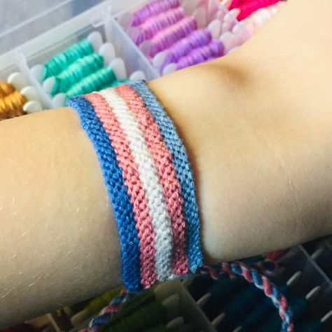 Normal pattern #26903 | BraceletBook Trans Bracelet Pattern, Trans Bracelet, Transgender Flag, String Bracelet Patterns, Trans Art, Trans Flag, Pride Jewellery, Snk Cosplay, Soft Boy