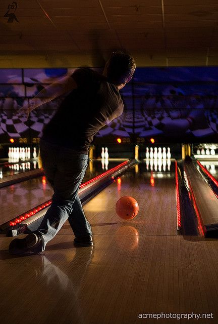 JPG Athletic Couples, Bowling Pictures, Rock And Roll Music, Sport Portraits, Summer Outfits For Teens, Bowling Alley, Disco Lights, The Lane, Dating Advice For Men