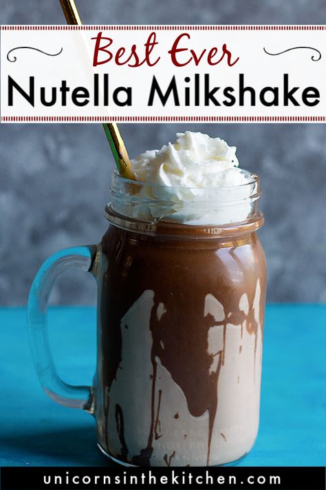 This is the ultimate nutella milkshake recipe. It's creamy, silky and nutty, prefect for a hot summer afternoon, or a strong nutella craving! Make this on a hot summer day to get rid of the heat and drink an indulgent milkshake! #nutella #milkshake #milkshakerecipe Smoothie And Milkshake Recipes, Nutella Drink Recipes, Milk Shakes Recipes, Nutella Milkshake Recipe, Milk Shake Recipes, Yummy Milkshakes, Nutella Frappe, Nutella Shake, Nutella Smoothie