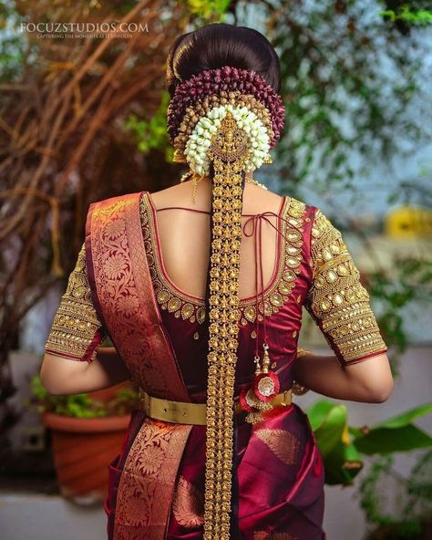 Indian Wedding Jadai, Bride Hairstyles South Indian Wedding, Muhurtam Hairstyles South Indian, Muhurtha Hairstyle, South Indian Bridal Makeup Traditional, South Indian Wedding Hairstyles For Long Hair, Bridal Jadai South Indian Bride, Muhurtam Hairstyles, Bridal Hairstyles Indian Weddings Traditional