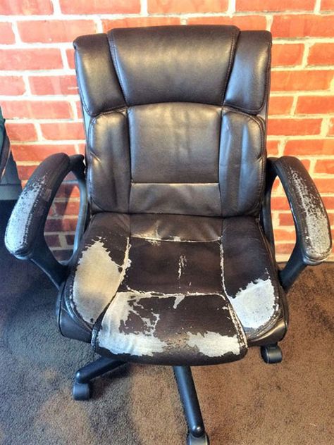 How to Reupholster an Office Chair — The Mermaid's Den Recover Office Chairs, Office Chair Makeover, Office Chair Diy, Sofa Santai, Chair Redo, Sofa Recliner, Den Office, Reupholster Chair, Reupholster Furniture