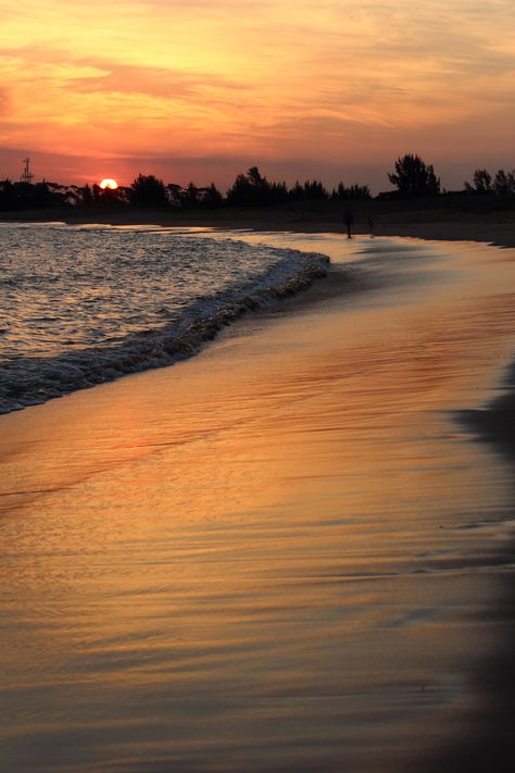 Sunset - Pelican Island beach, Richards Bay, South Africa Pearly Beach South Africa, South Africa Beach, Hubble Photos, Boulders Beach South Africa, Sun City South Africa, Sunset South Africa, Heathrow, Island Beach, Beautiful Country