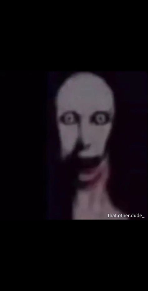 Scary Images Creepy Pictures, Very Scary Photos, Scary Pfps, Pfp Creepy, Disturbing Images Scary, Creepy Pfps, Disturbing Pfp, Scary Pfp, Disturbing Art