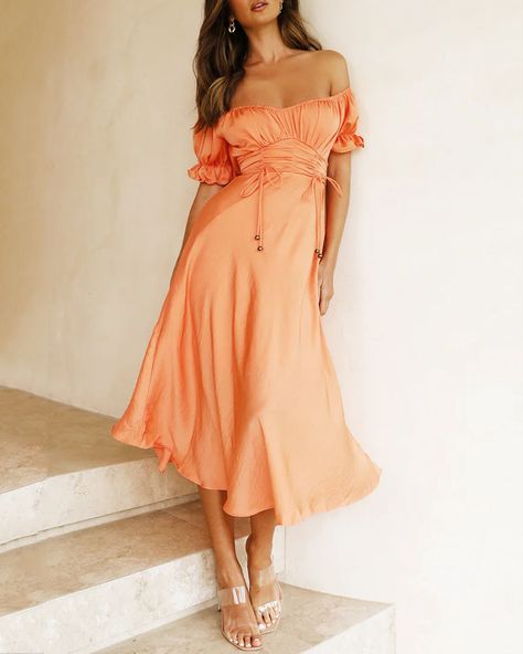 Peach Midi Dress, Mid Skirt, Solid Color Dress, Split Dress, Flowy Skirt, Women's Summer Fashion, Strappy Heels, Satin Fabric, Skirt Length