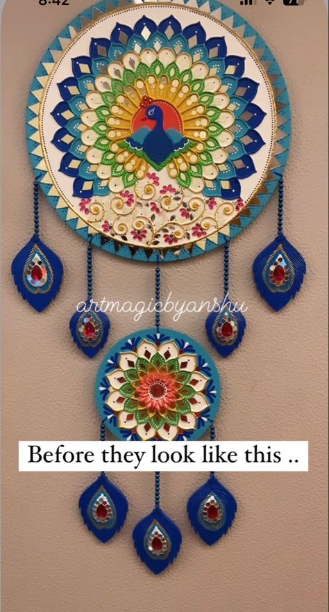 Lippon Art Designs Peacock, Radhe Krishna Lippan Art, Lippan Art Dream Catcher, Unique Diy Crafts Creative Ideas, Unique Clay Art, Small Lippan Art, Modern Lippan Art, Peacock Lippan Art, Mirror Canvas Art