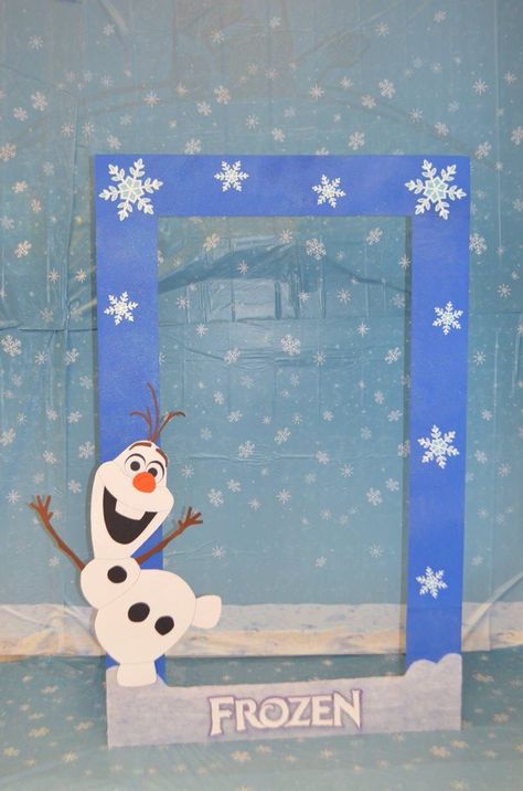 Olaf Photo Booth, Frozen Theme Photo Booth, Olaf Themed Birthday Party, Frozen Diy Decorations, Frozen Themed Party Decorations, Diy Frozen Decorations, Frozen Bday Party Ideas, Elsa Craft, Winter Photo Booth