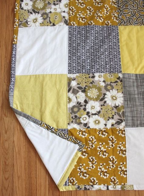 Large Block Quilt Patterns Simple Squares, Simple Patchwork Quilt Pattern, Easy Square Quilts For Beginners, Large Square Quilt Patterns, Large Patchwork Quilt, Simple Throw Quilt Patterns, Small Squares Quilt Pattern, Basic Square Quilt Pattern, Patch Work Quilt For Beginners