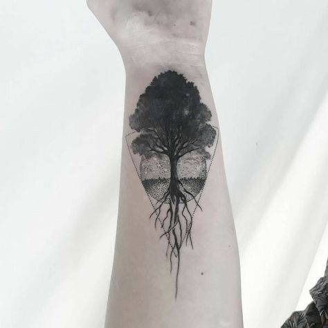 Oak Tattoo, Celtic Tree Tattoos, Tree Roots Tattoo, Tree Tattoo Back, Roots Tattoo, Willow Oak, Oak Tree Tattoo, Tattoo Tree, Tree Tattoos