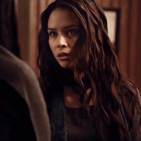 #anna #tvd #vamp Anna Vampire Diaries, Malese Jow, The Vampire Diaries 3, Vampire Diaries Seasons, Vampire Girls, Vampire Diaries Cast, Katherine Pierce, Caroline Forbes, Worst Day