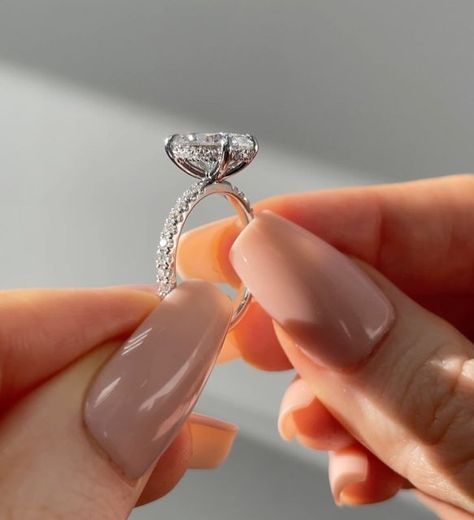 Wundercut on Instagram: "PSA: Oval lovers💍 Because an Oval is an elongated shape, Oval diamond engagement rings give the illusion of longer, more slender fingers. So, if you’re seeking elegance, you’ve found it!✨ Save for inspo!✨ . . wedding rings, oval diamonds, custom jewelry, 18k white gold, platinum, hidden halo, 3 carat #ovaldiamond #ovalengagementring #engagementrings #ringinspo #weddingday #summerweddings #proposalideas" Oval Diamond Engagement, Oval Diamond Engagement Ring, 3 Carat, Engagement Rings Oval, Oval Diamond, Diamond Engagement, Summer Wedding, Custom Jewelry, Halo