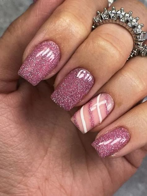 short, dark pink glitter nails with stripes Spring Nails 2023 Gel Colors, Spring Nails 2023 Gel Almond, Short Square Spring Nails, Nails With Stripes, Almond Nails Pink, Oval Nails Designs, Dark Pink Nails, Cute Nail Colors, Nails Gel Nails