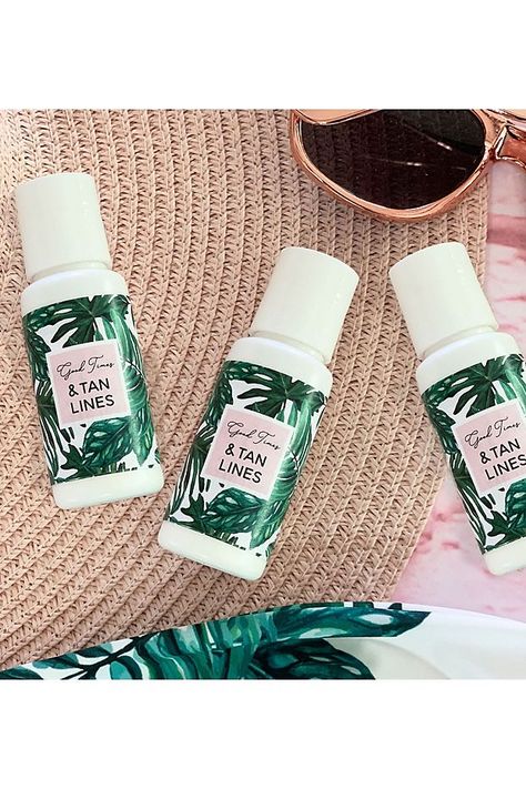 Palm Leaf Sunscreen | David's Bridal Beach Bridal Shower Favors, Beach Bachelorette Party Favors, Gifts Table, Beach Bridal Showers, Wedding Souvenir, Tropical Bridal Showers, Tropical Bridal, Bachelorette Party Beach, Homemade Wedding