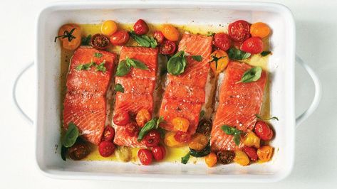 Slow-Baked Salmon and Cherry Tomatoes Salmon With Tomatoes, Cooking Ribs, Cooking Salmon Fillet, Grilled Salmon Salad, Healthy Salmon Recipes, Salmon Seasoning, Healthy Salmon, Baked Salmon Recipes, Salmon Dishes