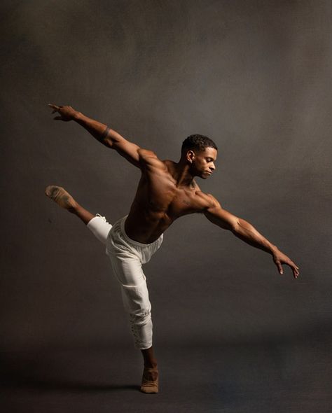 Black Male Dancer Photography, Black Male Dancer, Dancing Studio Aesthetic, Male Contemporary Dancer, Men Dance Poses, Male Dance Poses, Dance Aesthetic Male, Male Dancer Photography, Ballet Dancer Male