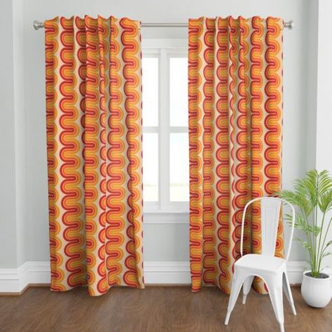 70s Curtains Living Room, 70's Room, 70s Curtains, Aesthetic Home Interior, Interior Crocodile Alligator, Retro Decorating, Zine Inspiration, Spare Room Ideas, Living Room Closet