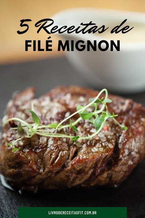 Receita fit de filé mignon – 5 Pratos que cabem na sua dieta. Esta receita fit com carne de primeira é uma verdadeira delícia. Confira como fazer Receita fit de filé mignon para suas refeições! File Mignon, Ic Recipes, Beef Filet, Red Meat Recipes, Luxury Food, French Food, Creamy Sauce, Red Meat