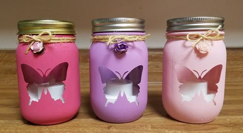 Vidros Decorados Ideas, Toples Kaca, Things To Paint, Diy Glass Bottle Crafts, Jar Art, Diy Jar Crafts, Wine Bottle Diy Crafts, Mason Jar Crafts Diy, Mason Jar Centerpieces