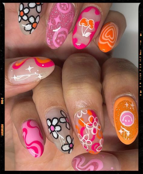 Indie Nails, Rave Bae, Summertime Nails, Vibrant Nail Designs, Vintage Nail Art, Preppy Nails, Daisy Nail Art, App Filter, Classy Acrylic