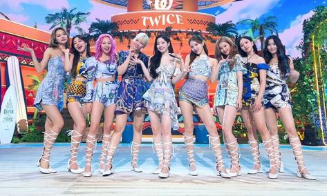 Twice Mv Outfit, Twice Performance Outfits, Album Blackpink, Twice Mv, Tv Show Outfits, Oh My Girl, Concert Fits, Kpop Fashion Outfits, Clothing Hacks