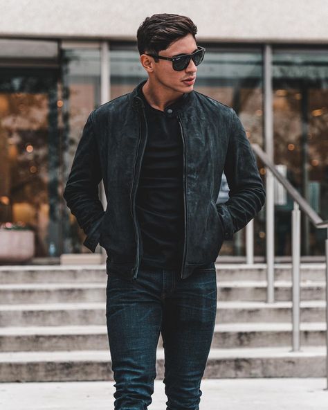 @isaacbramirez shared a photo on Instagram: “When the weekend is right around the corner” • Apr 22, 2021 at 4:20pm UTC Thursday Boots Men Outfits, Isaac Ramirez, Boots Men Outfit, Thursday Boot Company, Thursday Boots, Mens Fashion Rugged, Boot Companies, Mens Fashion Classic, Mens Fashion Classy