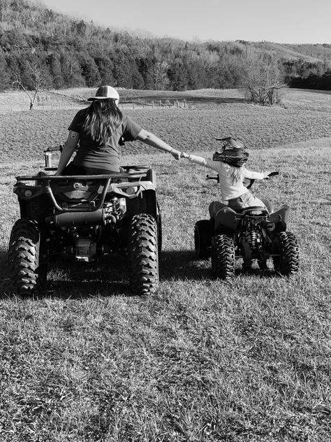 Country Trucks, Four Wheeling, Motocross Love, Cool Dirt Bikes, Atv Riding, Barn Style House Plans, Future Mommy, Ranch House Plan, Country Style Outfits