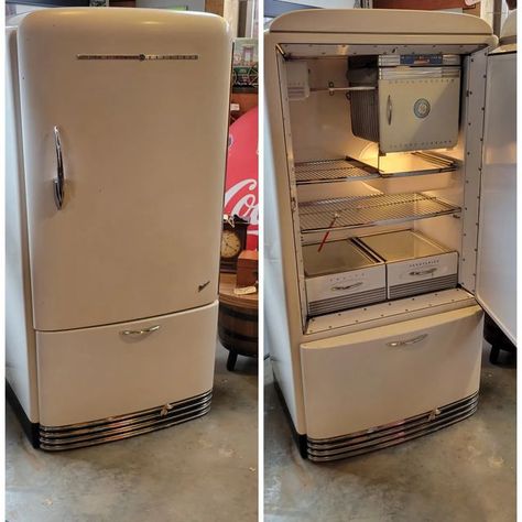 Babcock Trading Co. on Instagram: "Another great working General Electric refrigerator!! #generalelectric #ge #refrigerator #freezer #vintage #appliance #kitchendecor #mancave #garagefridge #kitcheninterior" General Electric Refrigerator, Electric Refrigerator, Ge Refrigerator, General Electric, Refrigerator Freezer, Kitchen Interior, Refrigerator, Man Cave, Kitchen Decor