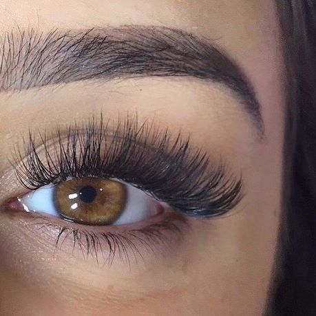 Light Brown Eyes, Make Up Kits, Makeup Highlight, Russian Volume Lashes, Eyelash Extensions Styles, Lash Extensions Styles, Eyelash Extentions, Eyelash Sets, Models Makeup