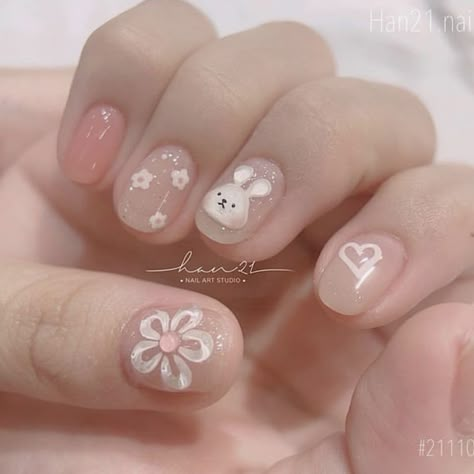 Asian Acrylic Nails, November Nails Fall Short, Minimalist Christmas Nails, Nails Korean Style, Korean Style Nails, Cute Thanksgiving Nails, Nails Asian, Aesthetic Nail Art, Bohemian Nails