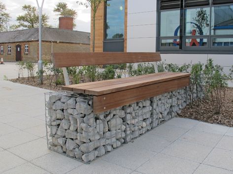 gabion seat wall - Google Search Gabion Seating, Gabion Bench, Gabion Walls, Wood Bench Outdoor, Gabion Baskets, Garden Seating Area, Garden Houses, Gabion Wall, Timber Slats