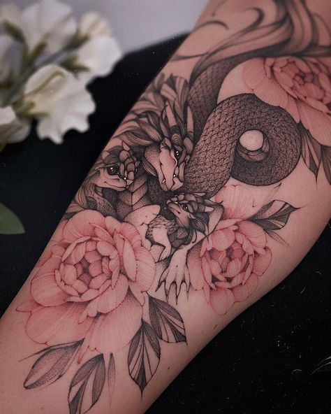 Mama Dragon Tattoo, Mother Dragon Tattoo, Dragon Mother Tattoo, Mother Of Dragons Tattoo, Baby Dragon Tattoo Designs, Rowan Tattoo, Baby Dragon Tattoo, Floral Dragon Arm Tattoo, Girl With Dragon Tattoo